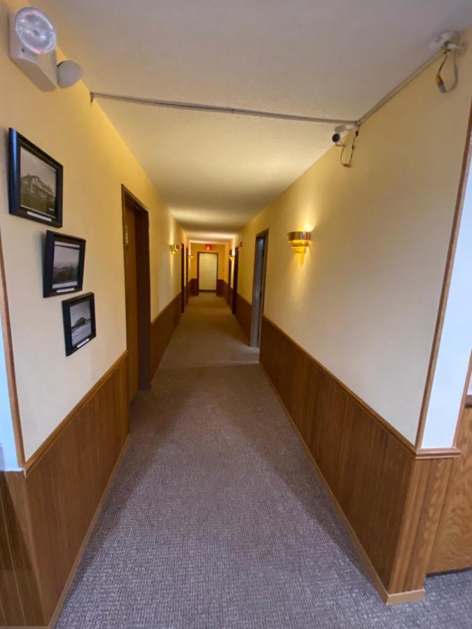 Amerivu Inn Prentice Esterno foto